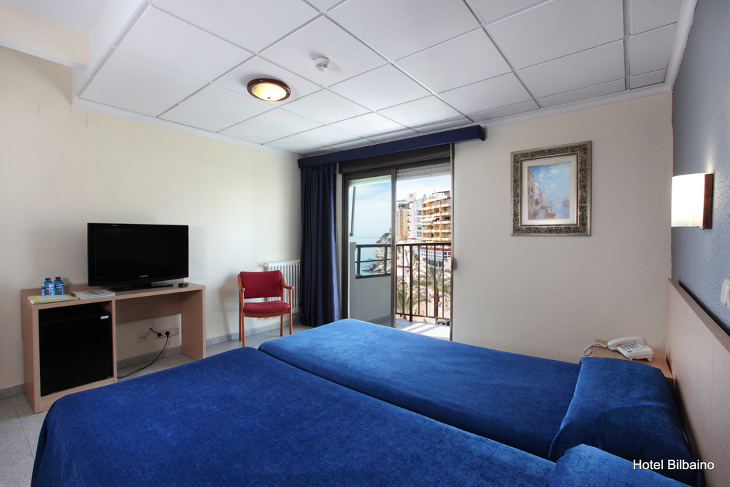 Habitación Triple Vista Parcial Mar