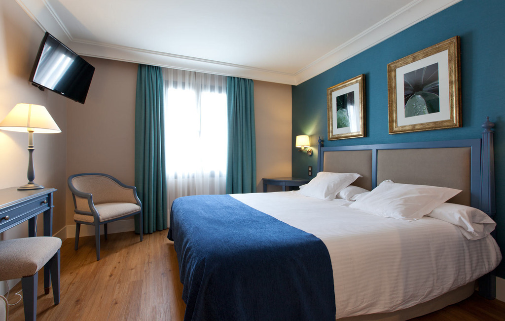 1 Bedroom Suite
