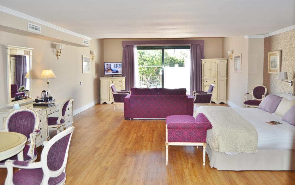 Consul Suite
