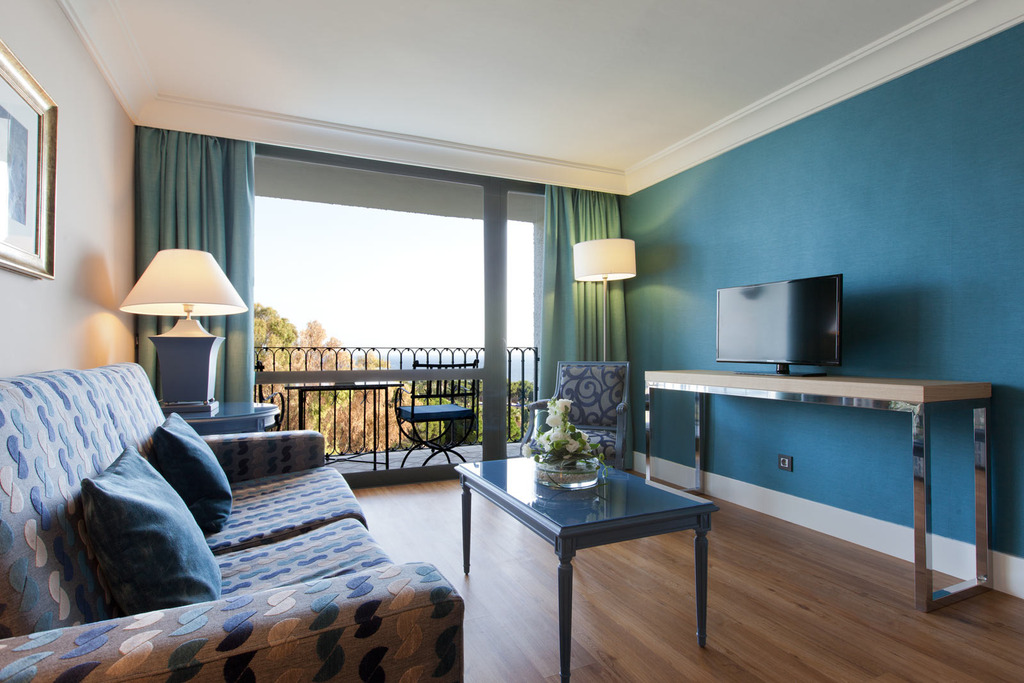 2 Bedrooms Suite Deluxe