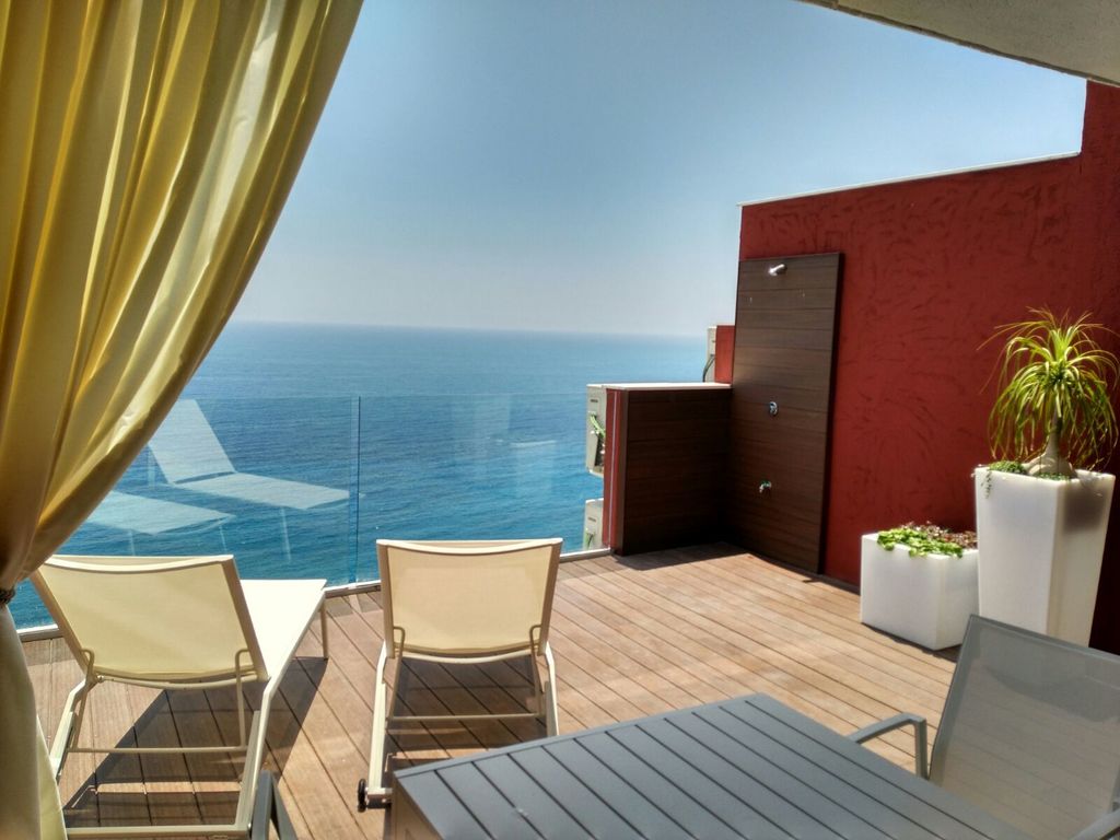 Apartamento de 1 dormitorio con Vistas al Mar Premium