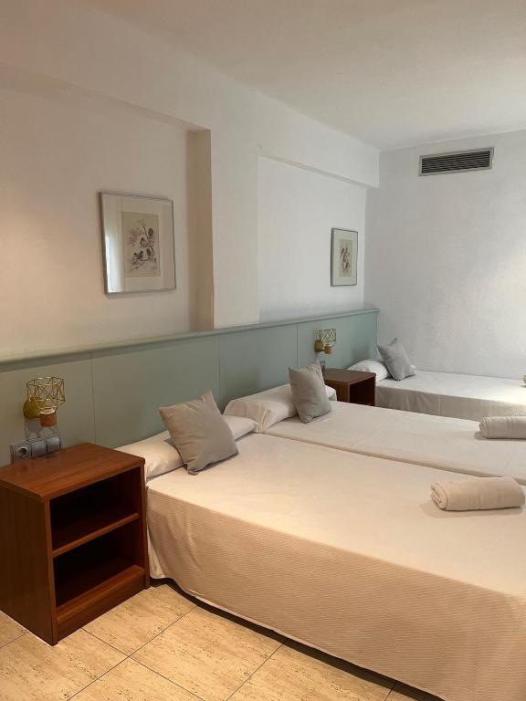 Habitación triple Interior