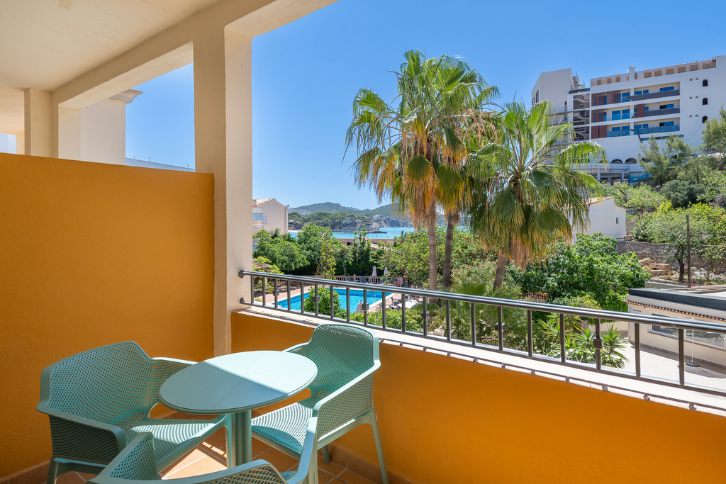 Double Vue sur la Mer avec Balcon et Lit Supplémentaire