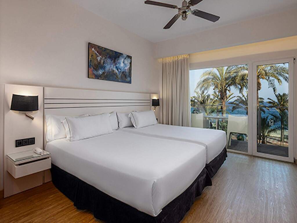 Superior Doppelzimmer mit frontalem Meerblick
