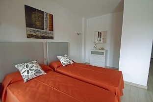 Classic Studio with Terrace and Pool View