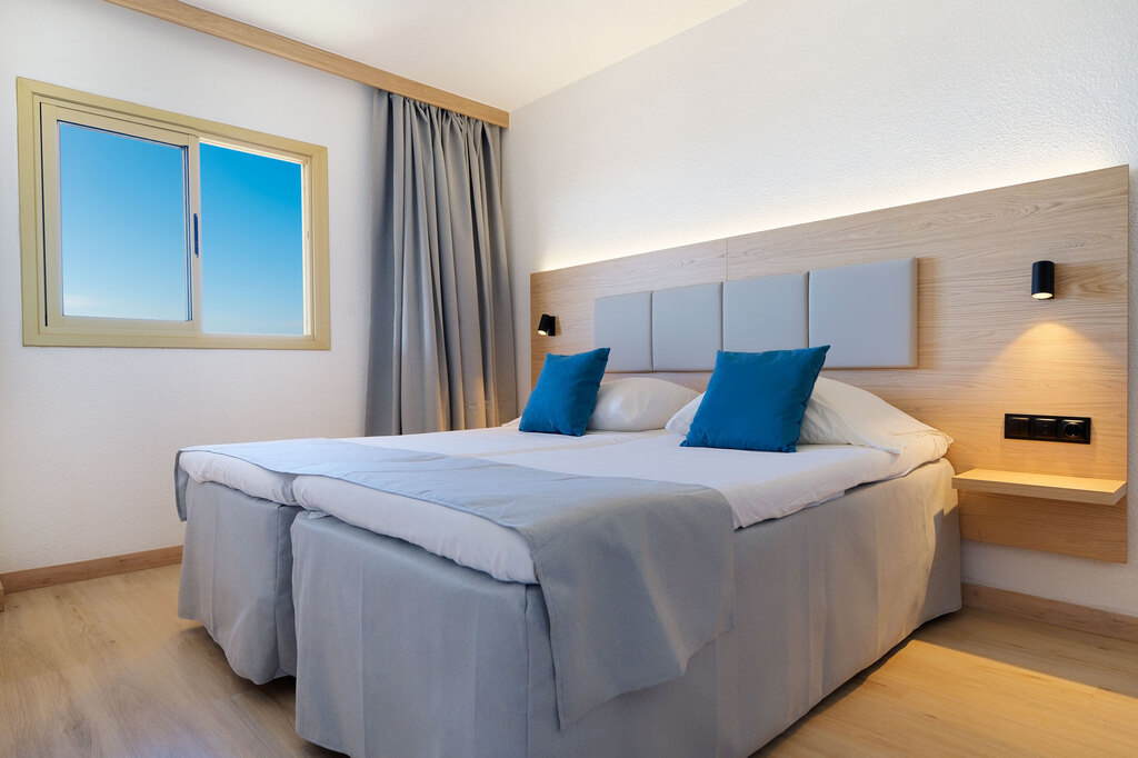 Premium one bedroom Apartment with Balcony