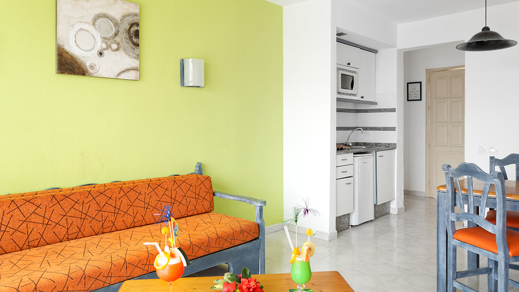 Promo One Bedroom Apartment