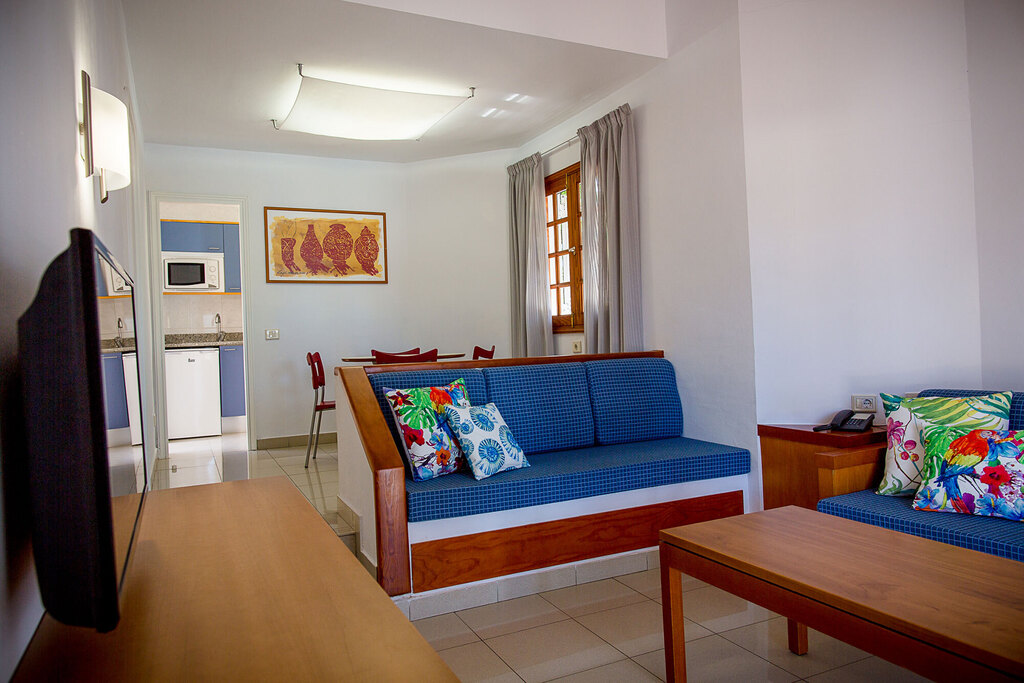 Large Classic 1 bedroom Bungalow