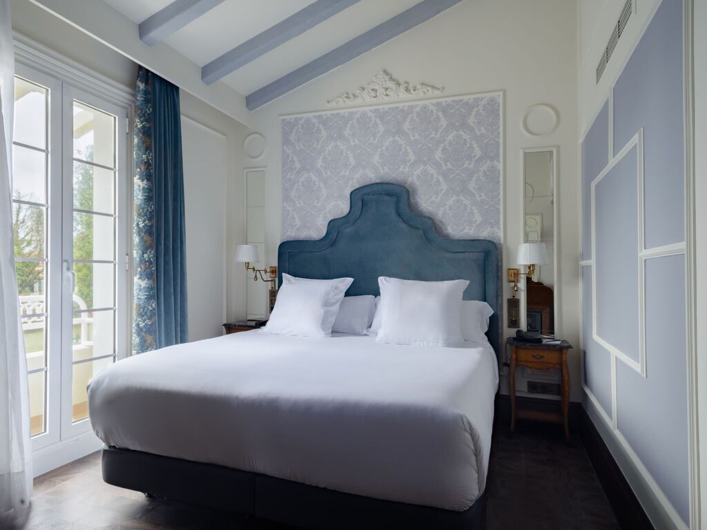 Executive (sea view)