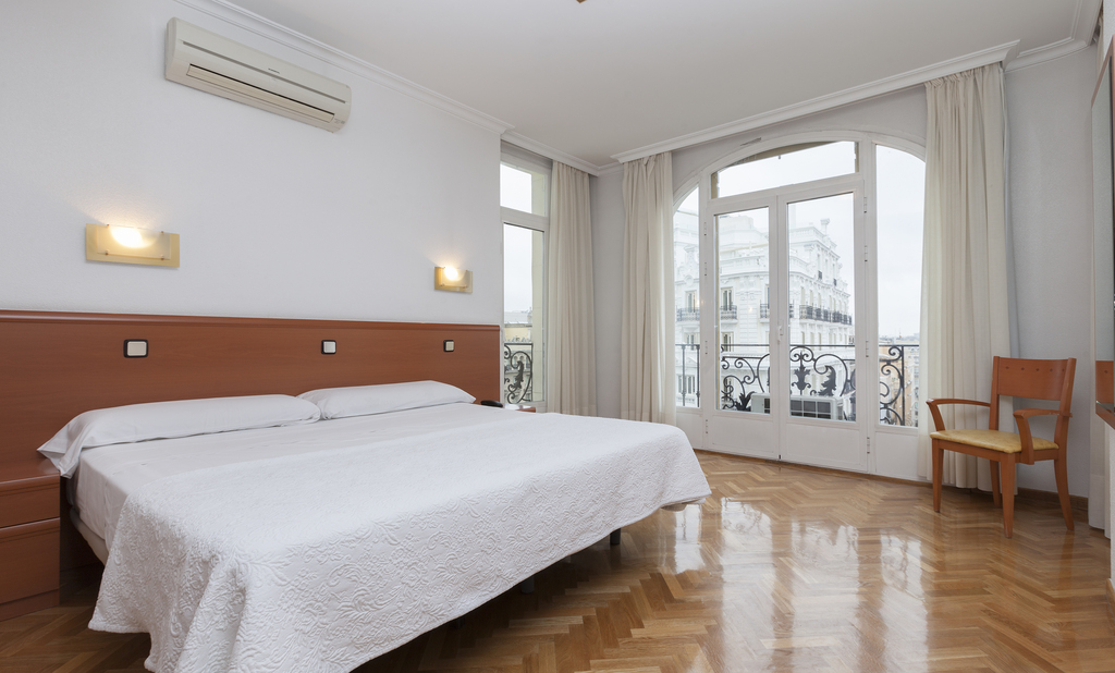 Quarto Duplo Superior 2 Camas Hostal Jerez Madrid