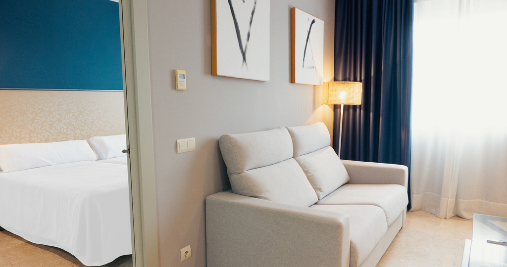 Apartment 2 adults and 2 children