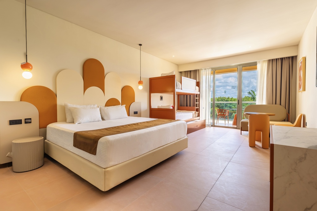 Family Club Deluxe Junior Suite