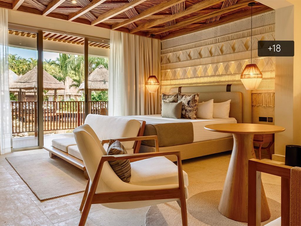 Laguna Villa Suite +18