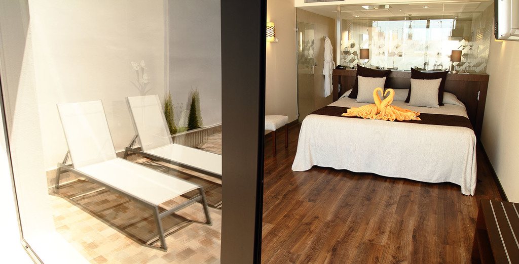 Premium Double room with terrace and jacuzzi
