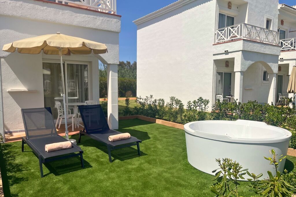 Premium Superior Room Private Garden & Hydro
