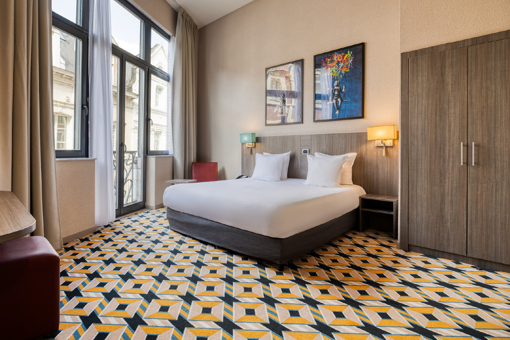 Premium King Room