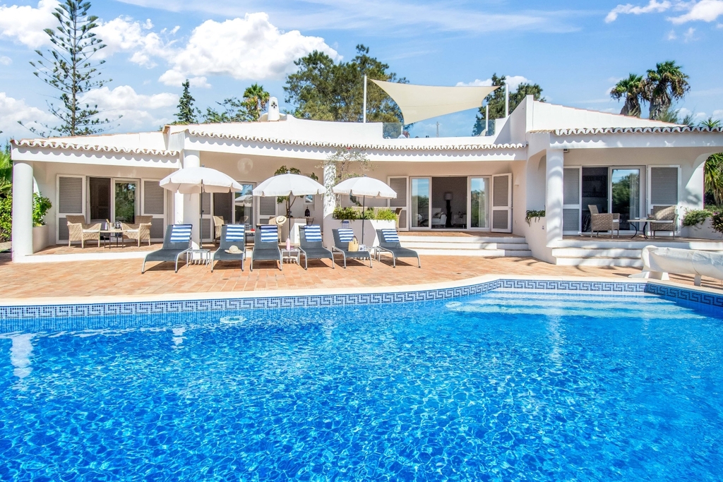 Casa Maravilha - 3 bedroom superior villa with pool