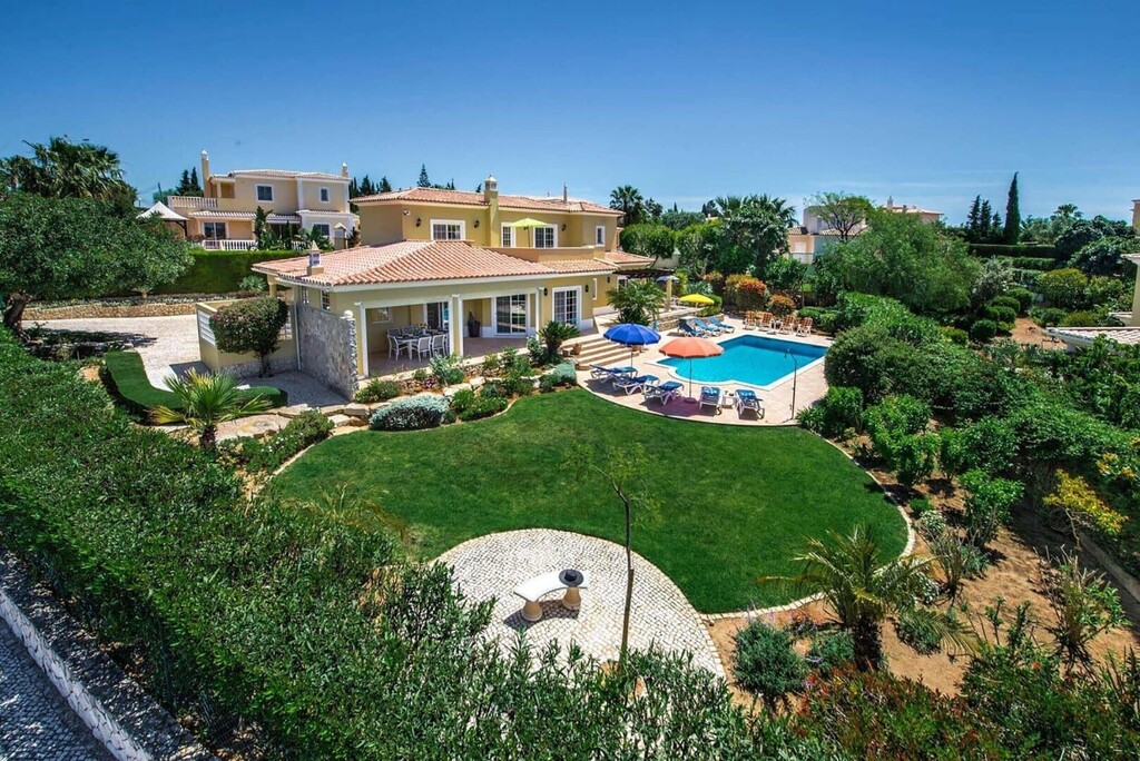 Casa Libron 4 bedroom villa with pool
