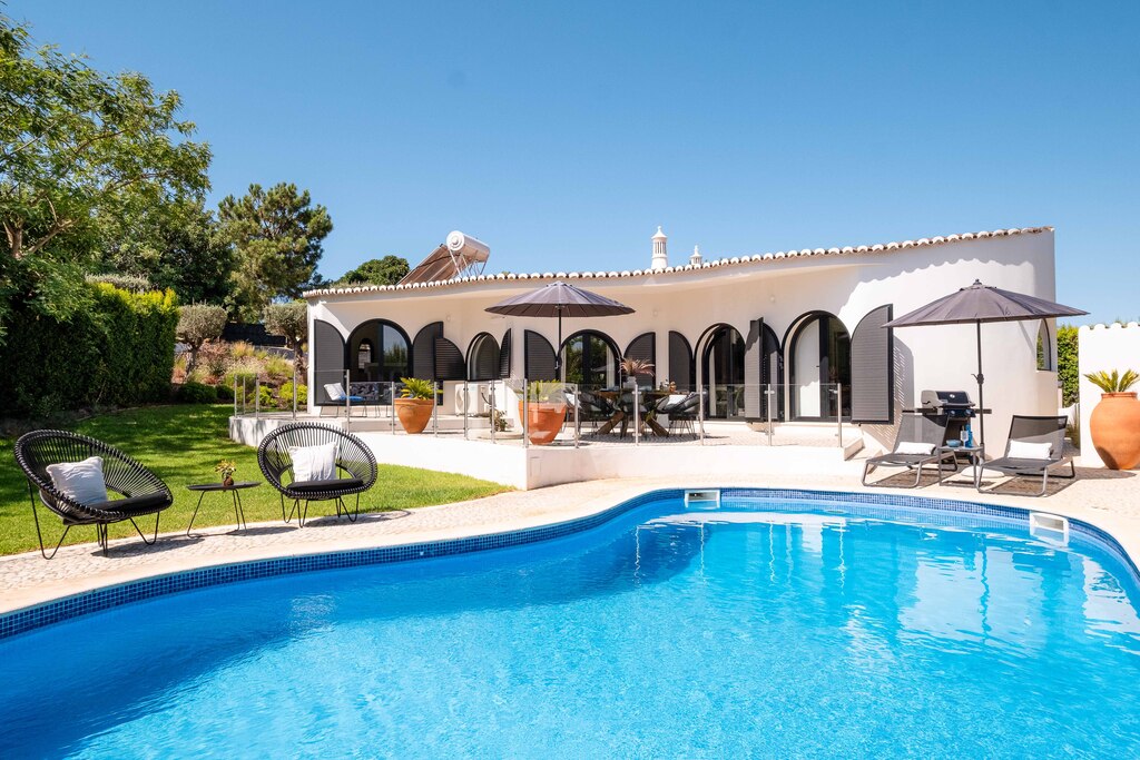 Casa Marina – 3 bedroom villa with pool
