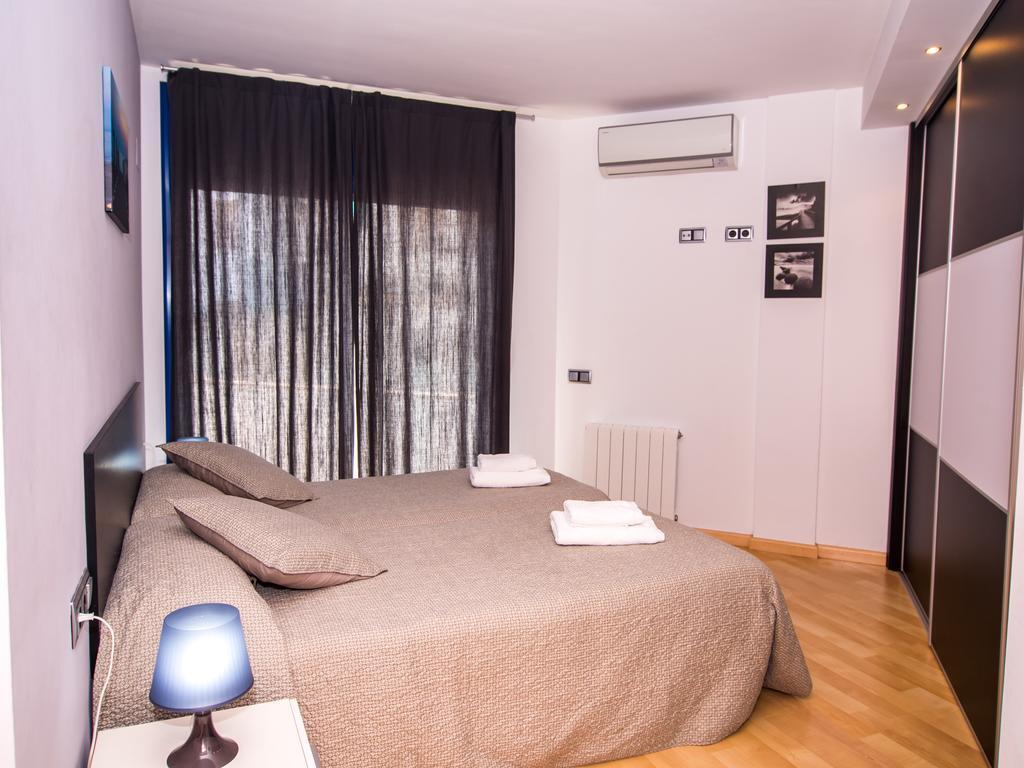 Apartment 3-3