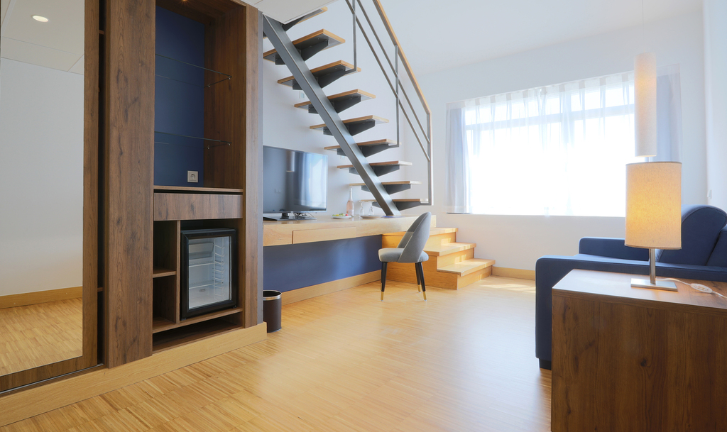 Duplex Chic Room