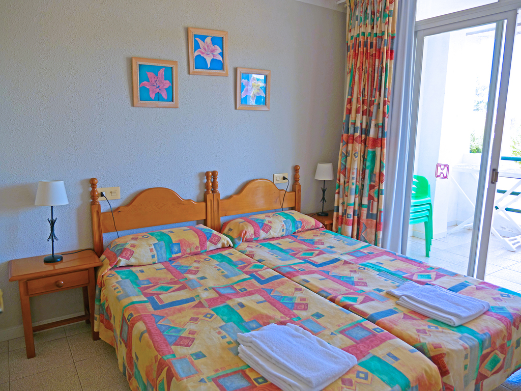 1 Bedroom Standard Apartment