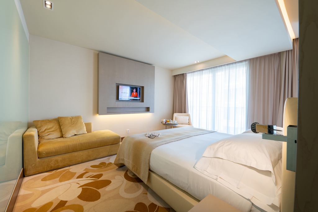 Deluxe Double with Terrace