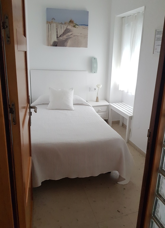 Single Room with Private External Bathroom