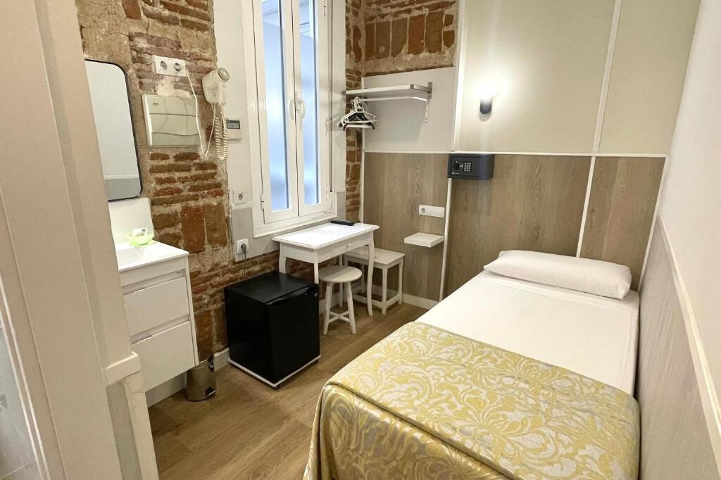 Single Room