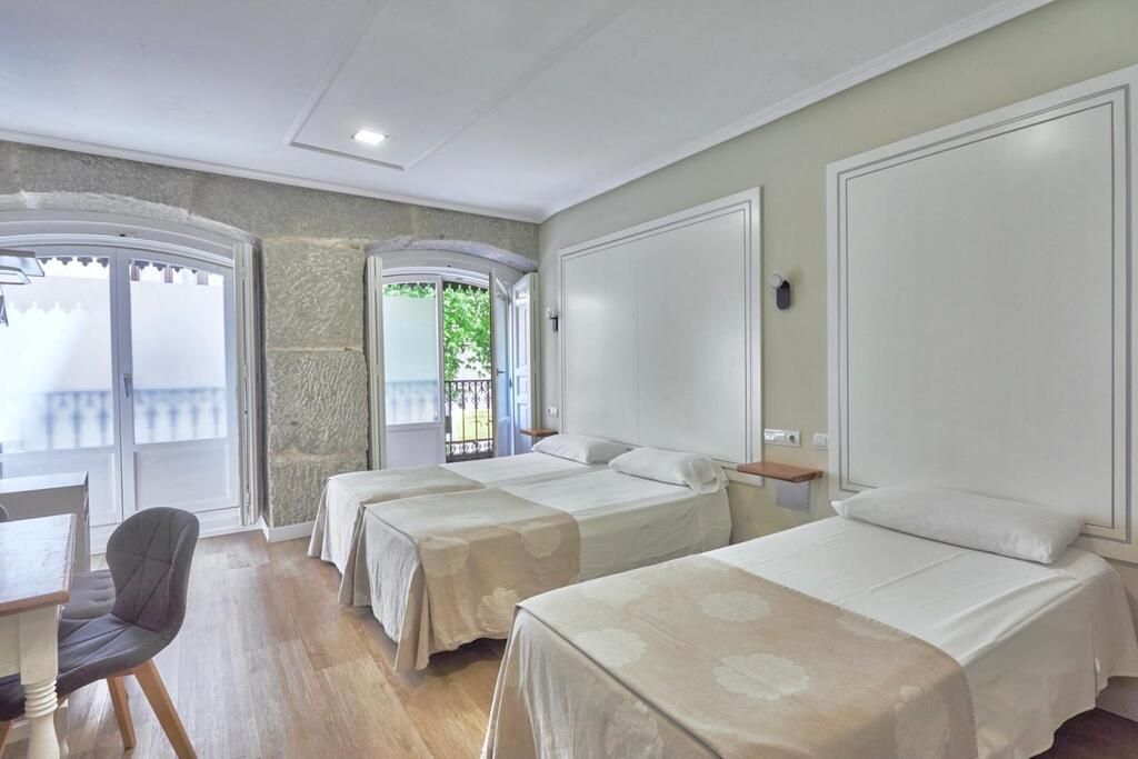 Exterior Triple Room