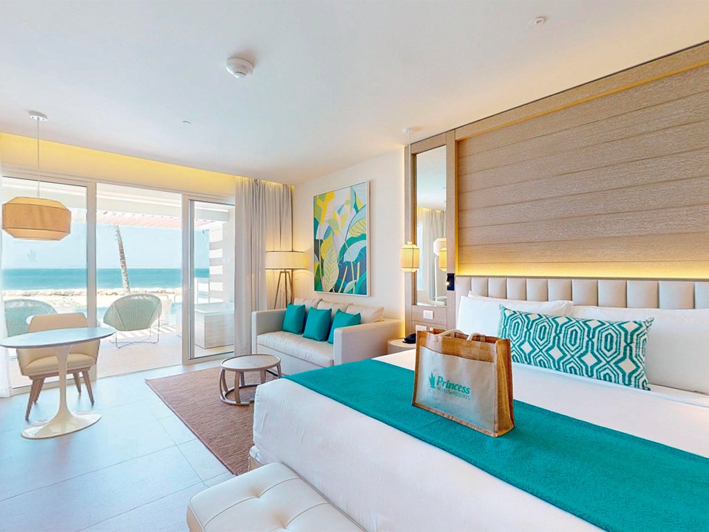 Swim Out Platinum Junior Suite