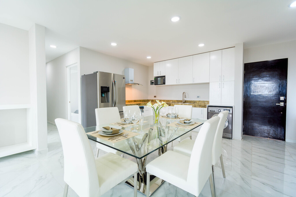 Penthouse for 4 people with full kitchen and terrace with jacuzzi