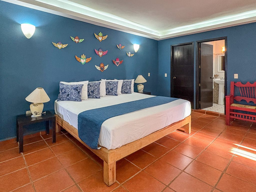 Tropical Sunset Love 1 Bedroom apartment