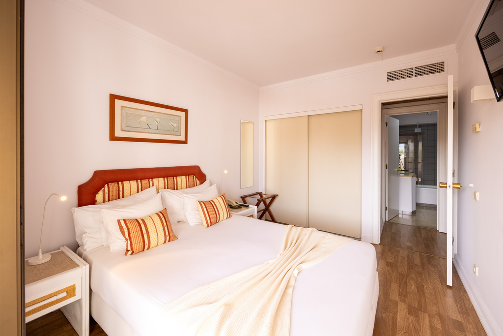 1 Bedroom Duplex Apartment