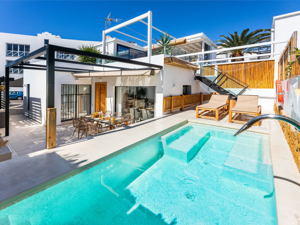 Villa con Piscina