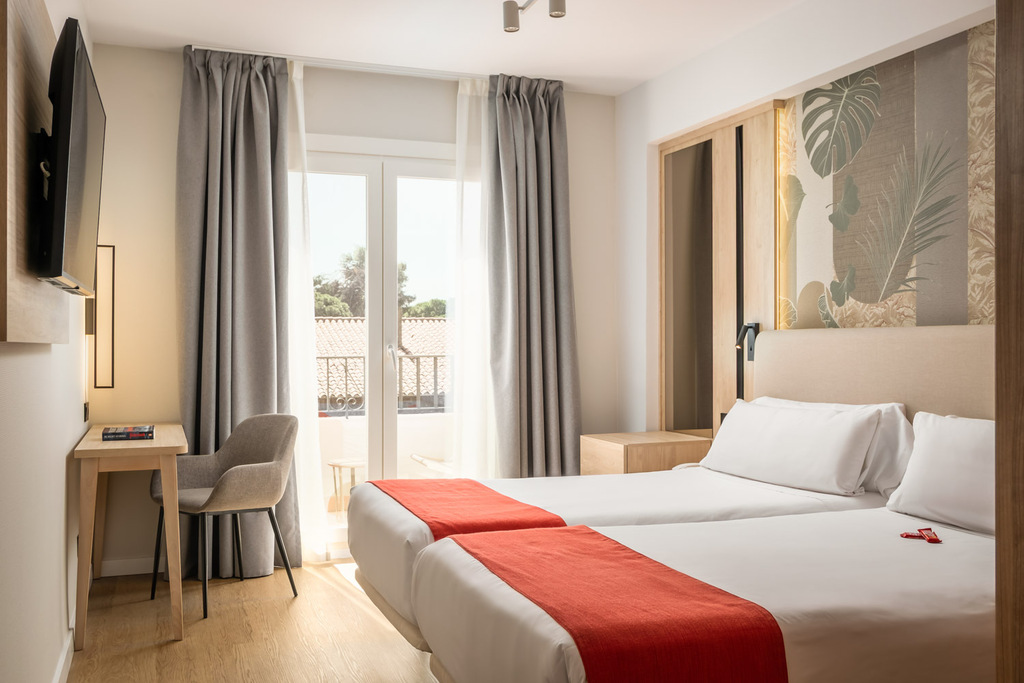 Twin Comfort with terrace