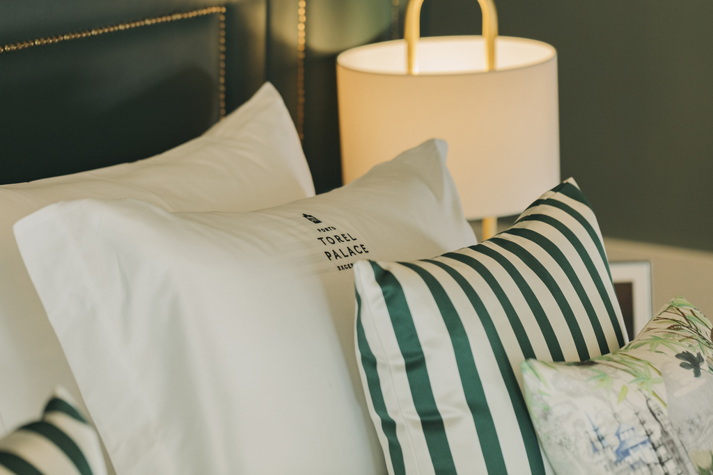 Royal Apartment mit 2 Schlafzimmern - Torel Palace Porto