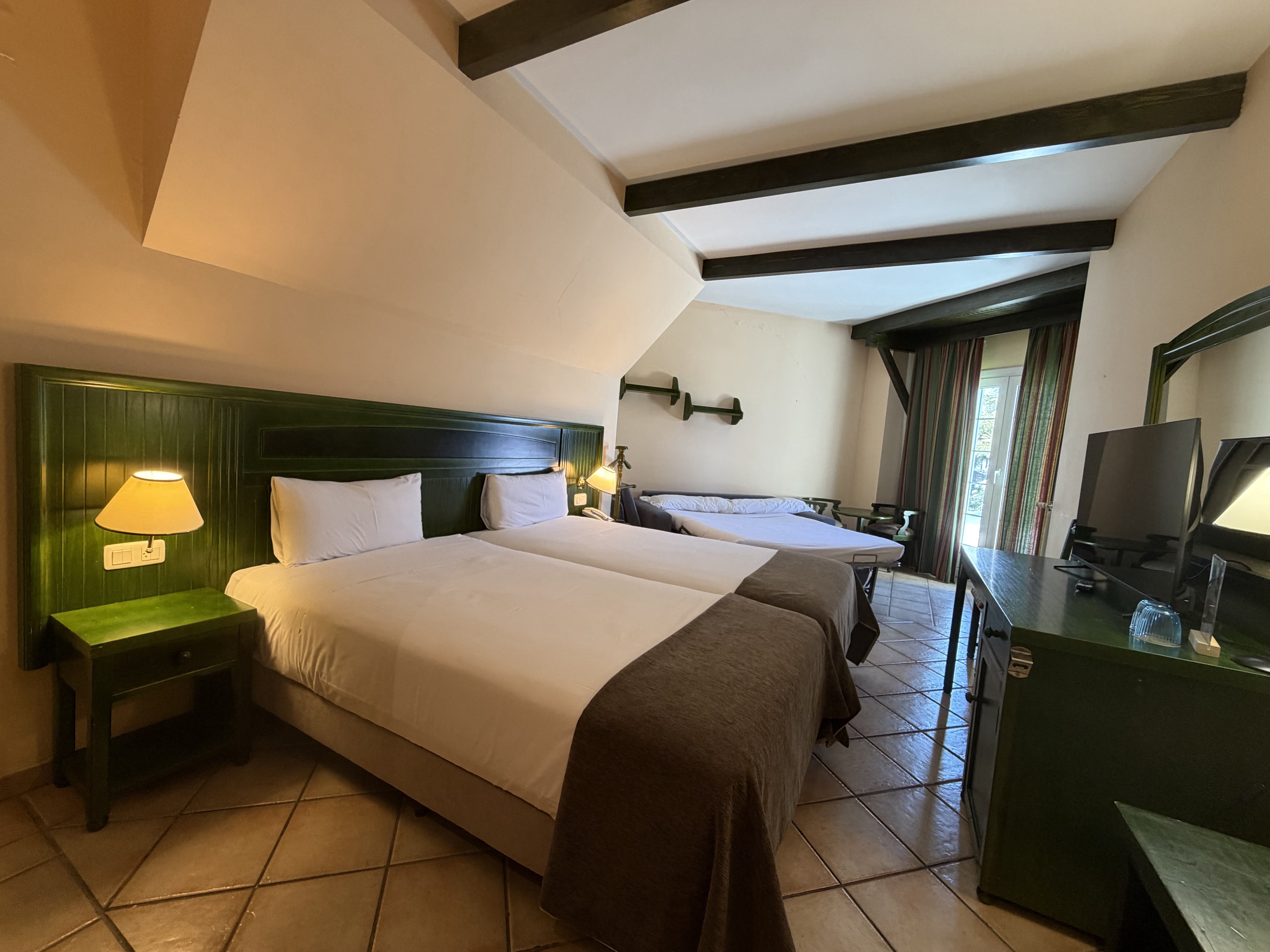 Standard Family Sofa Bed - The Mountains Hotel