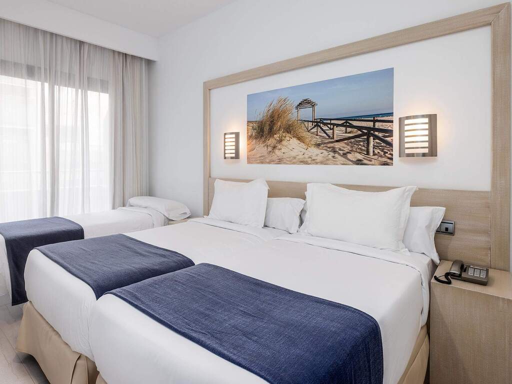 Dreibettzimmer