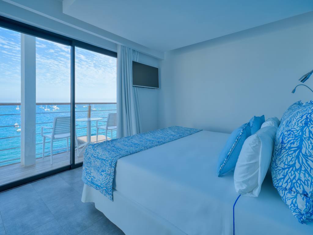 Premium-Zimmer mit Meerblick und Balkon