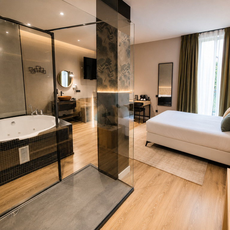 Deluxe Suite with hydro-massage bath
