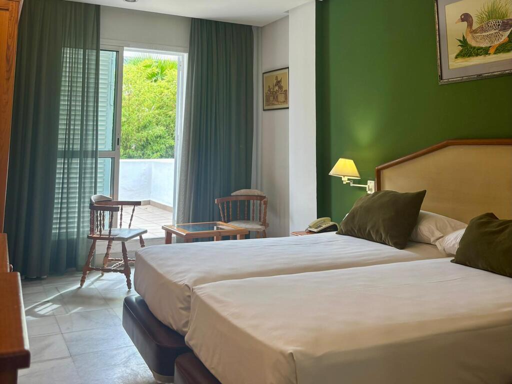 Habitación doble 1 o 2 camas con terraza