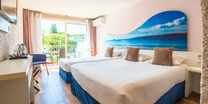 Triple Starbord Room