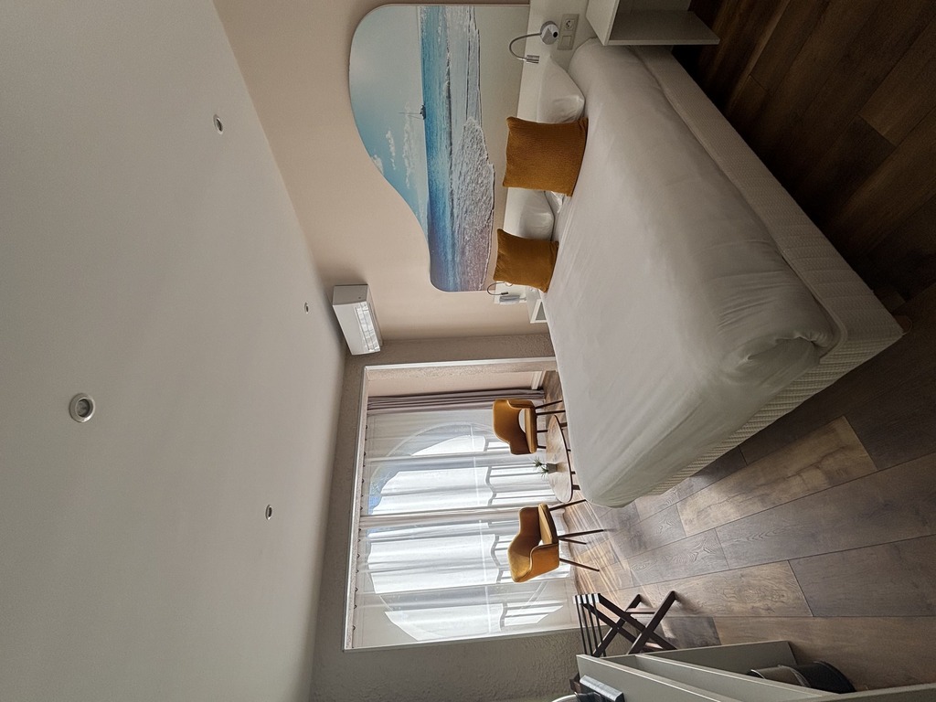 Starboard Double Room with Lounge