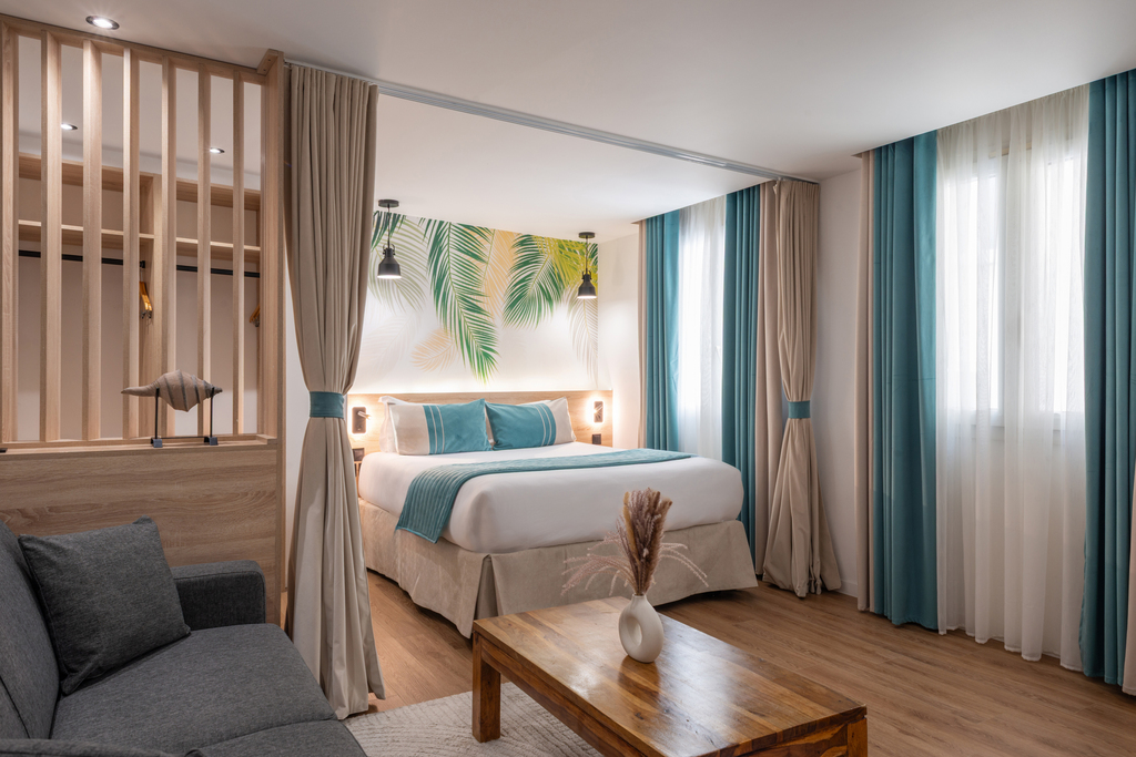 Deluxe Junior Suite