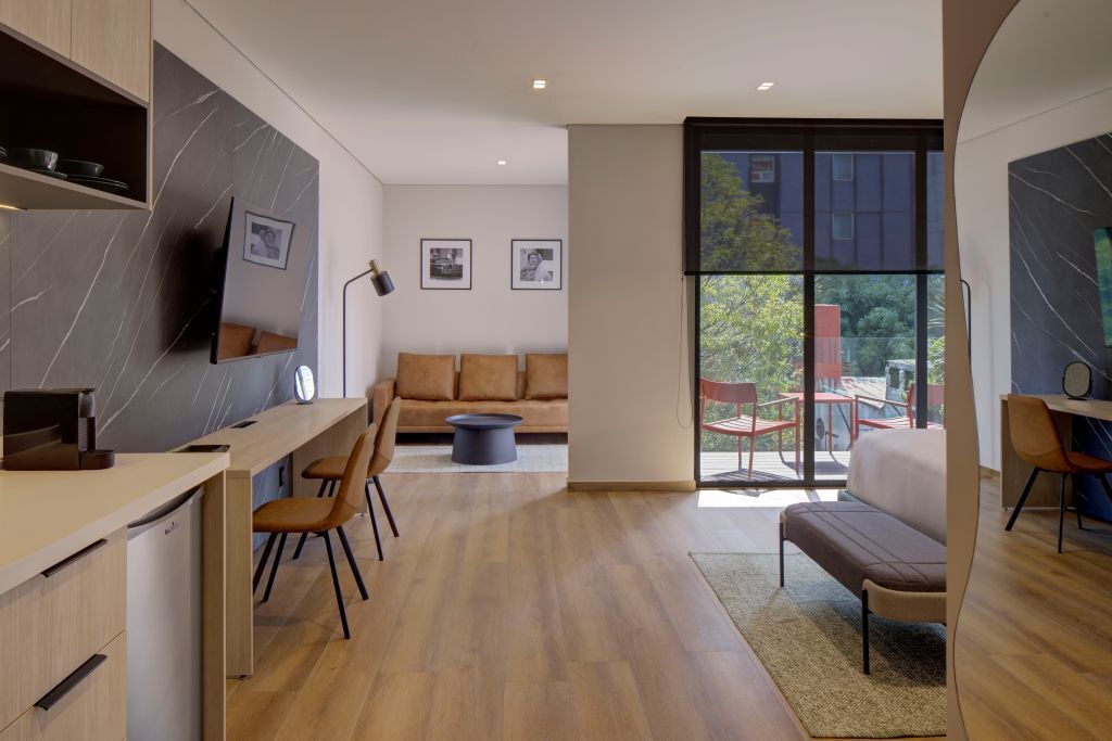 Corner Junior Suite