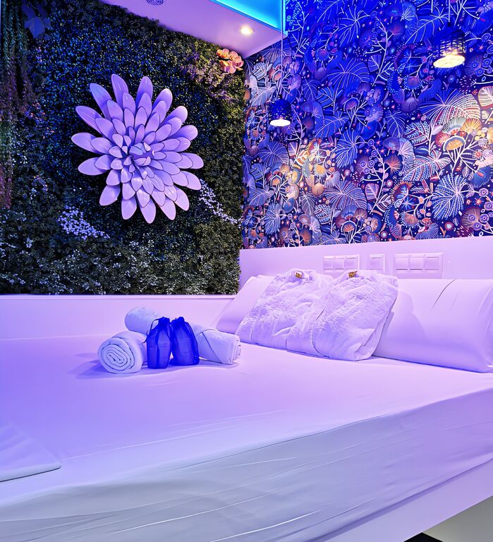 Mini mini habitación doble con baño compartido