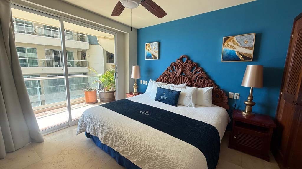 Lush Heaven Master Suite 1 King + 1 Queen
