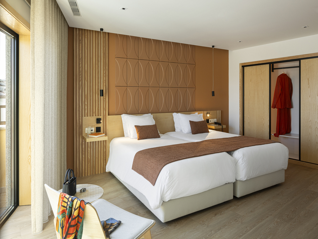 Quarto Double/Twin Standard Vista Canal com Varanda