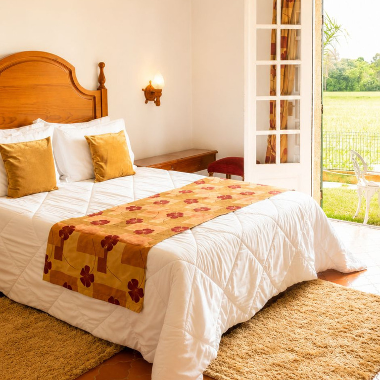 Quarto com Jardim Comum